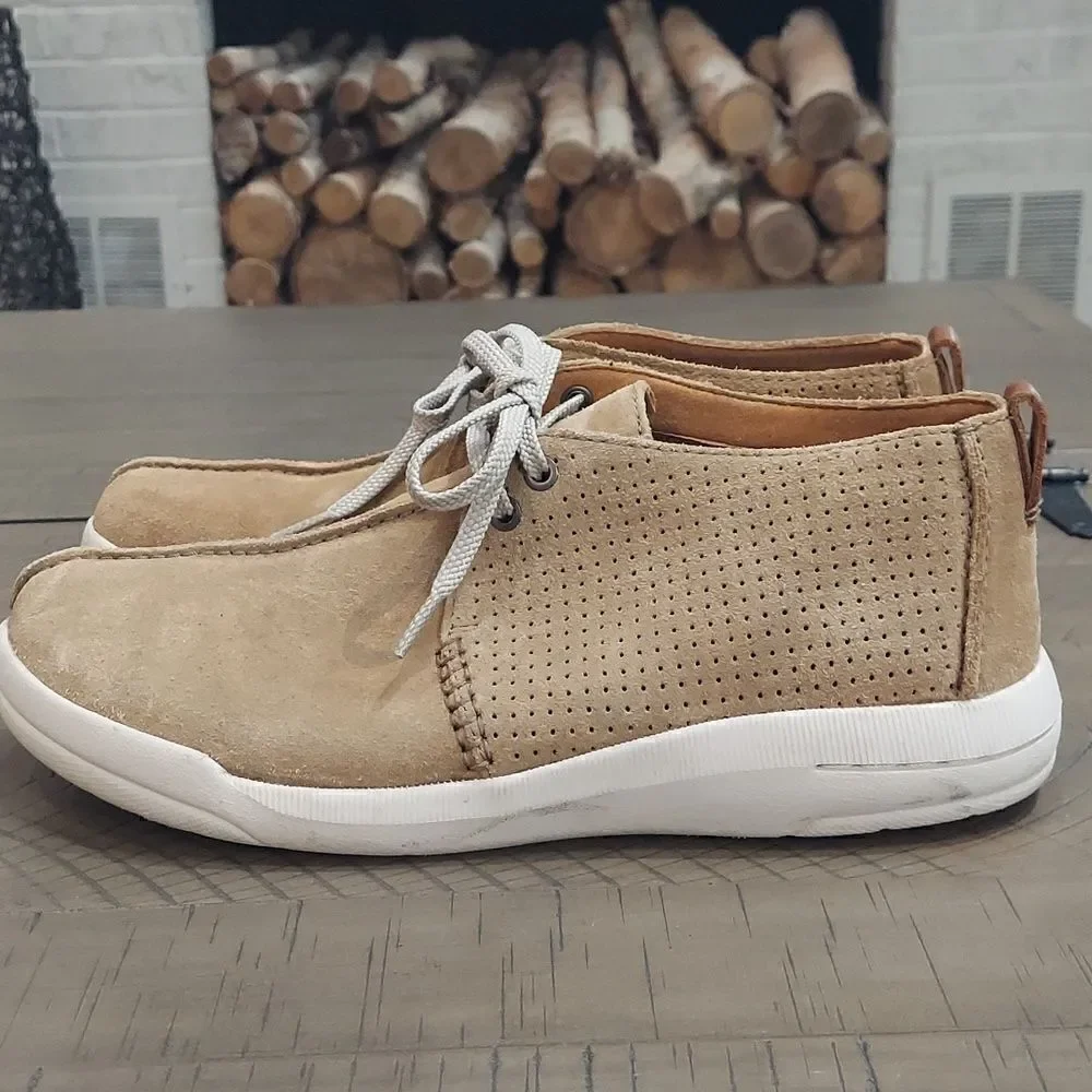 Clarks Driftway Seam Dark Sand Suede Chukka Boot Sz 10.5M